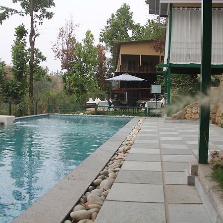 מלון דהראדון The Sal Woods Forest Retreat & Spa מראה חיצוני תמונה